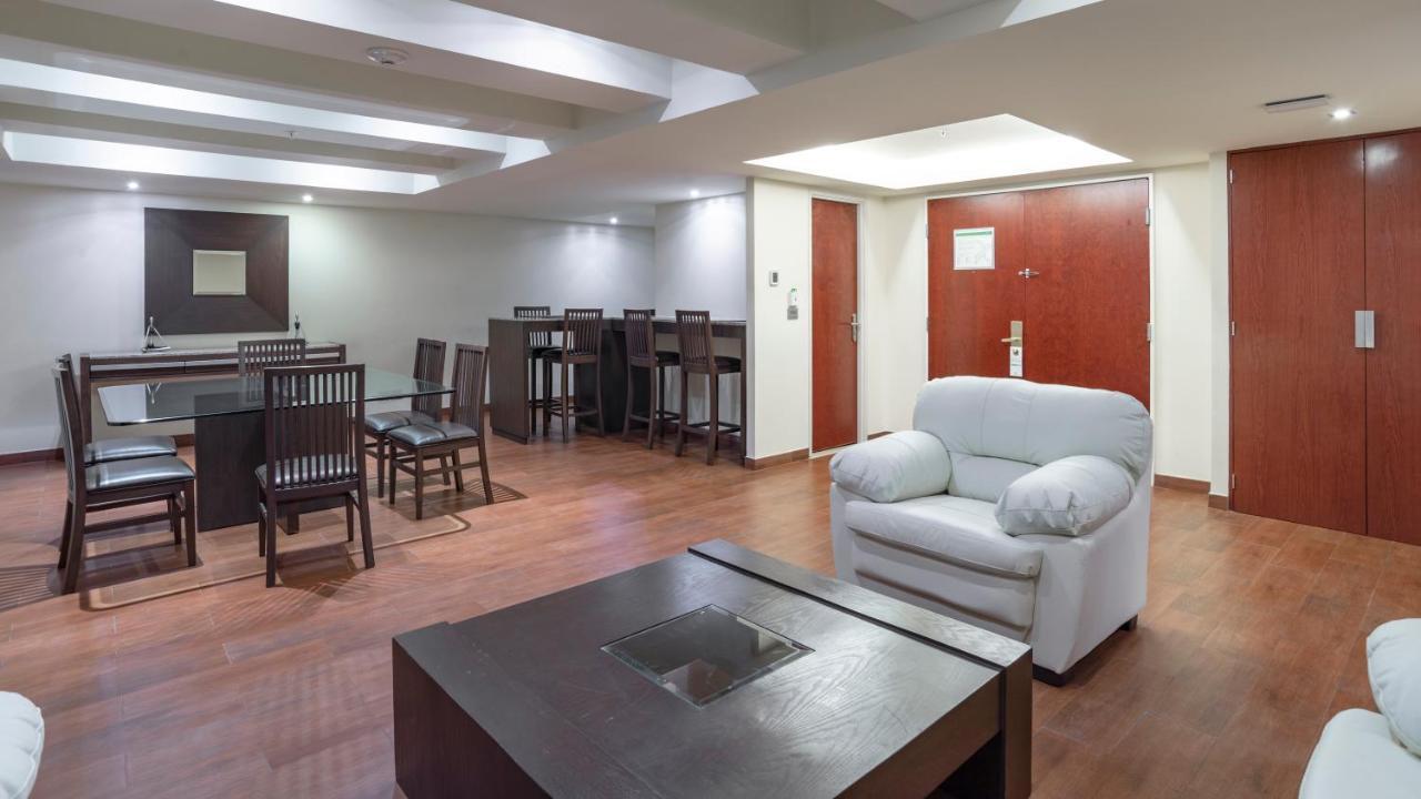 Holiday Inn Mexico City-Plaza Universidad By Ihg Exterior photo